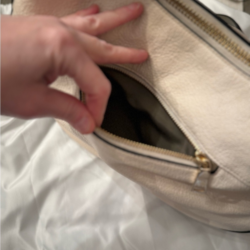 Coach Cream Leather Shoulder Bag- Multi-color Accents - Picture 8 of 13